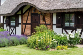Ferienhaus in Gski mit Gepflegtem Garten in Gąski